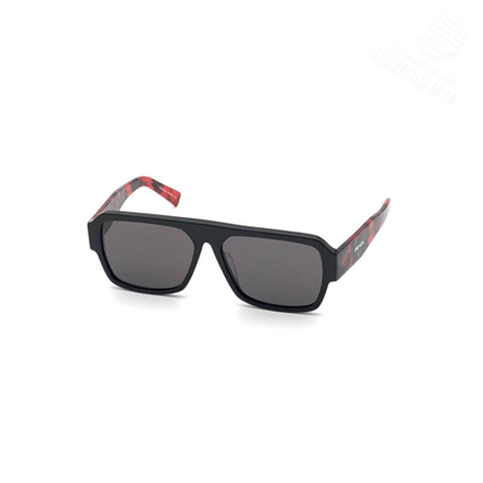Солнечные очки Prada