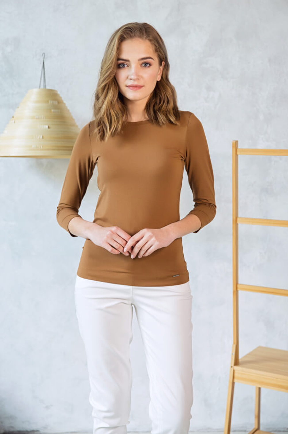 22006 Джемпер женский (коричневый)