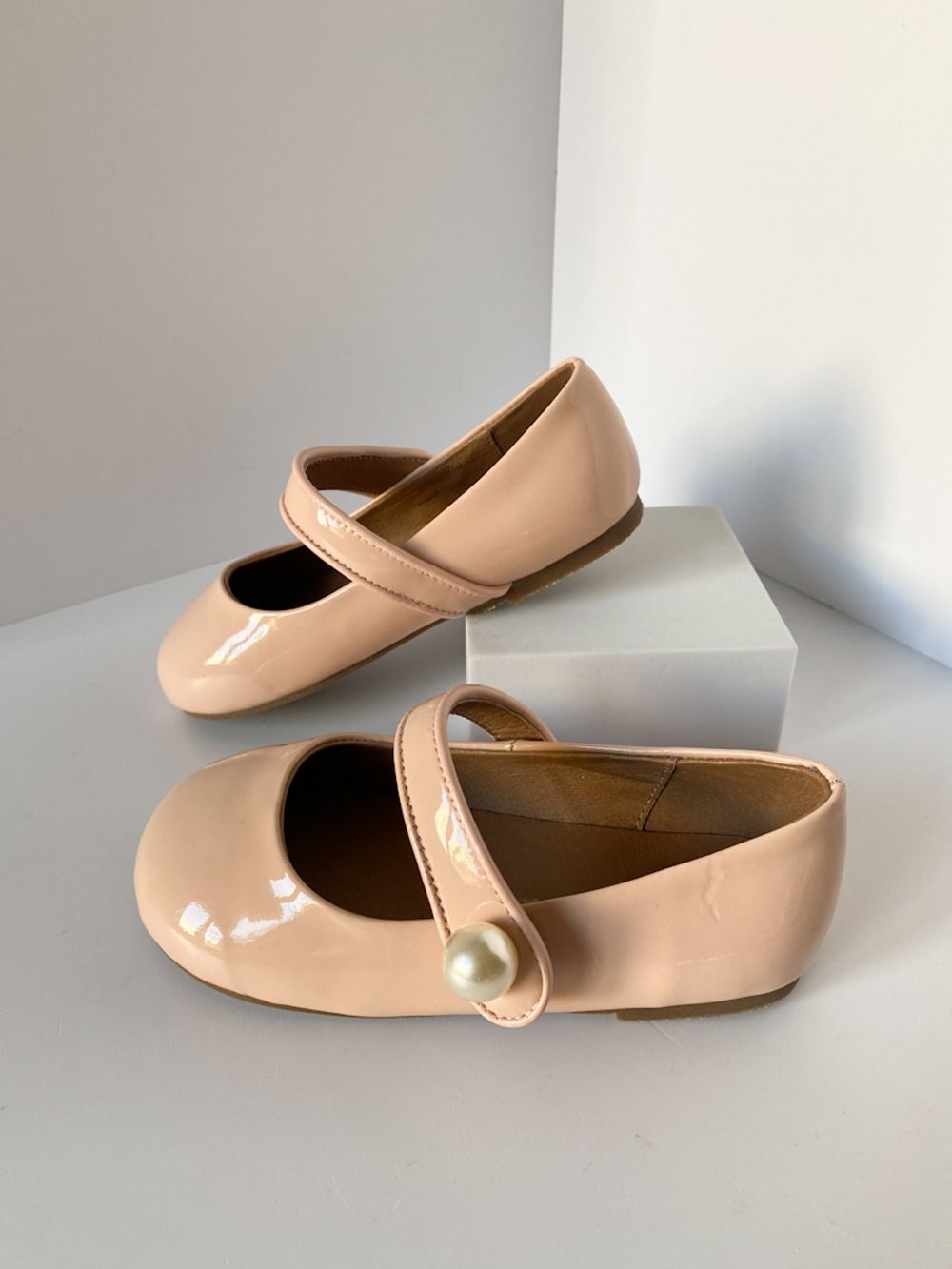 Новые лаковые туфли Age of Innocence, 26