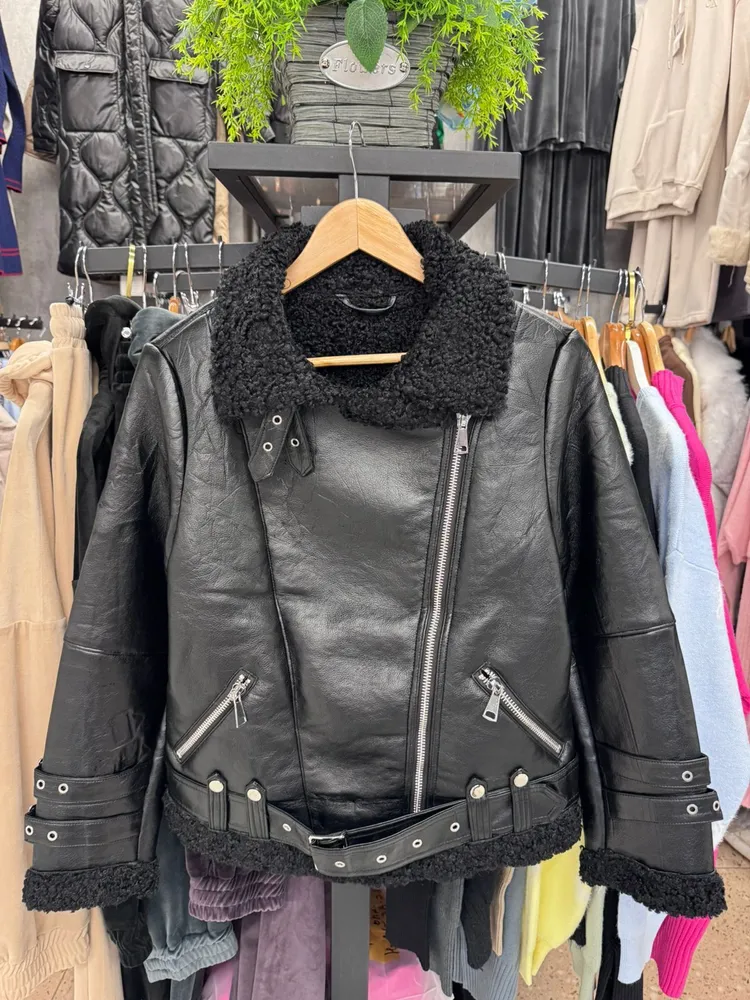 Дубленка 2563527 Fabrika