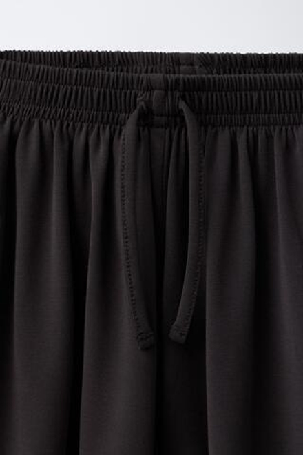 ZARA СВОБОДНЫЕ ШОРТЫ ДЛЯ СПОРТА, АНТРАЦИТОВО-СЕРЫЙ