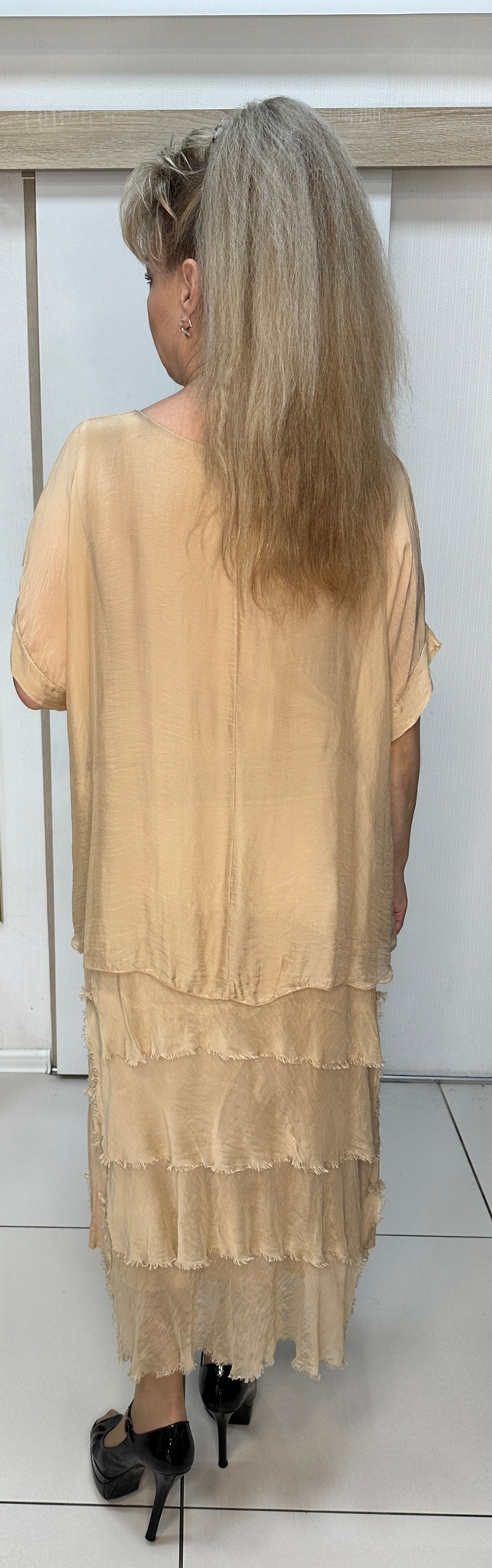 Итальянское платье с шифоновой "рванкой" цвета золота