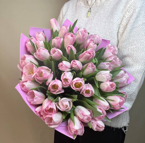 Букет розовых тюльпанов 49 шт.