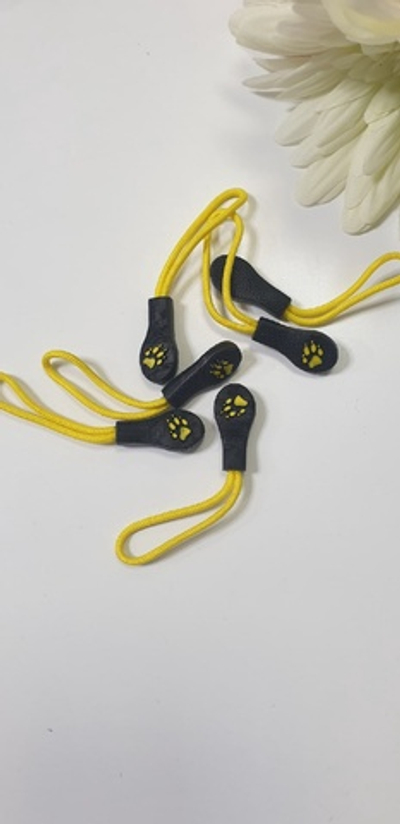 Желтые пуллеры Лапка