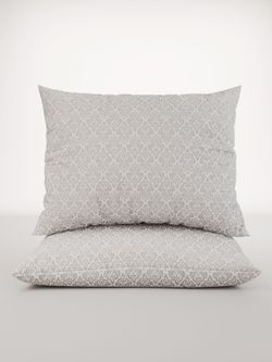 Постельное белье "Classic" евро наволочки 50х70 2шт Простынь на резинке 180х200 см Пододеяльник 200х215 см Сказка сатин