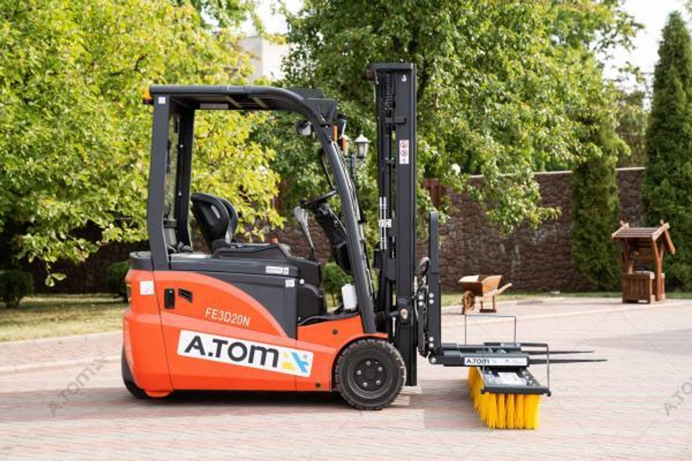 Щетка дорожная на вилочный погрузчик - AТOM 2500