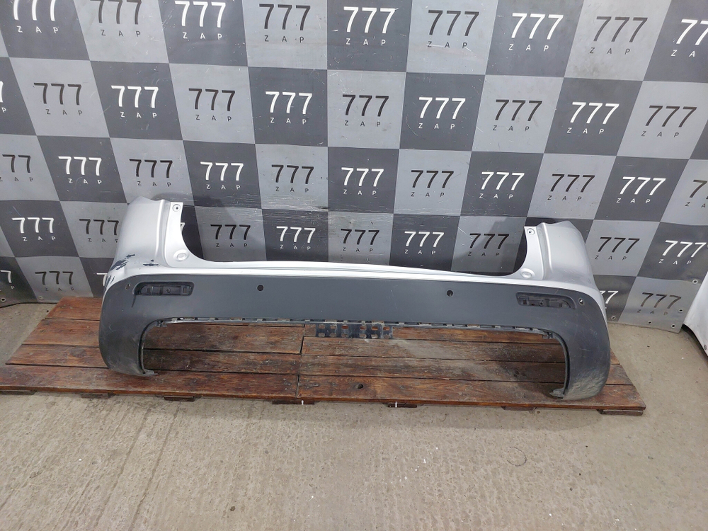 Бампер задний Suzuki Vitara 2 14-нв Б/У Оригинал 7181154P02N49