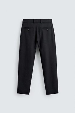 ZARA БРЮКИ ЧИНОС ИЗ КОМФОРТНОЙ РЕЛЬЕФНОЙ ТКАНИ, НЕФТЯНОЙ
