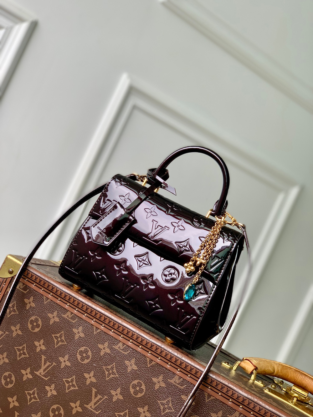 Louis Vuitton Cluny Mini