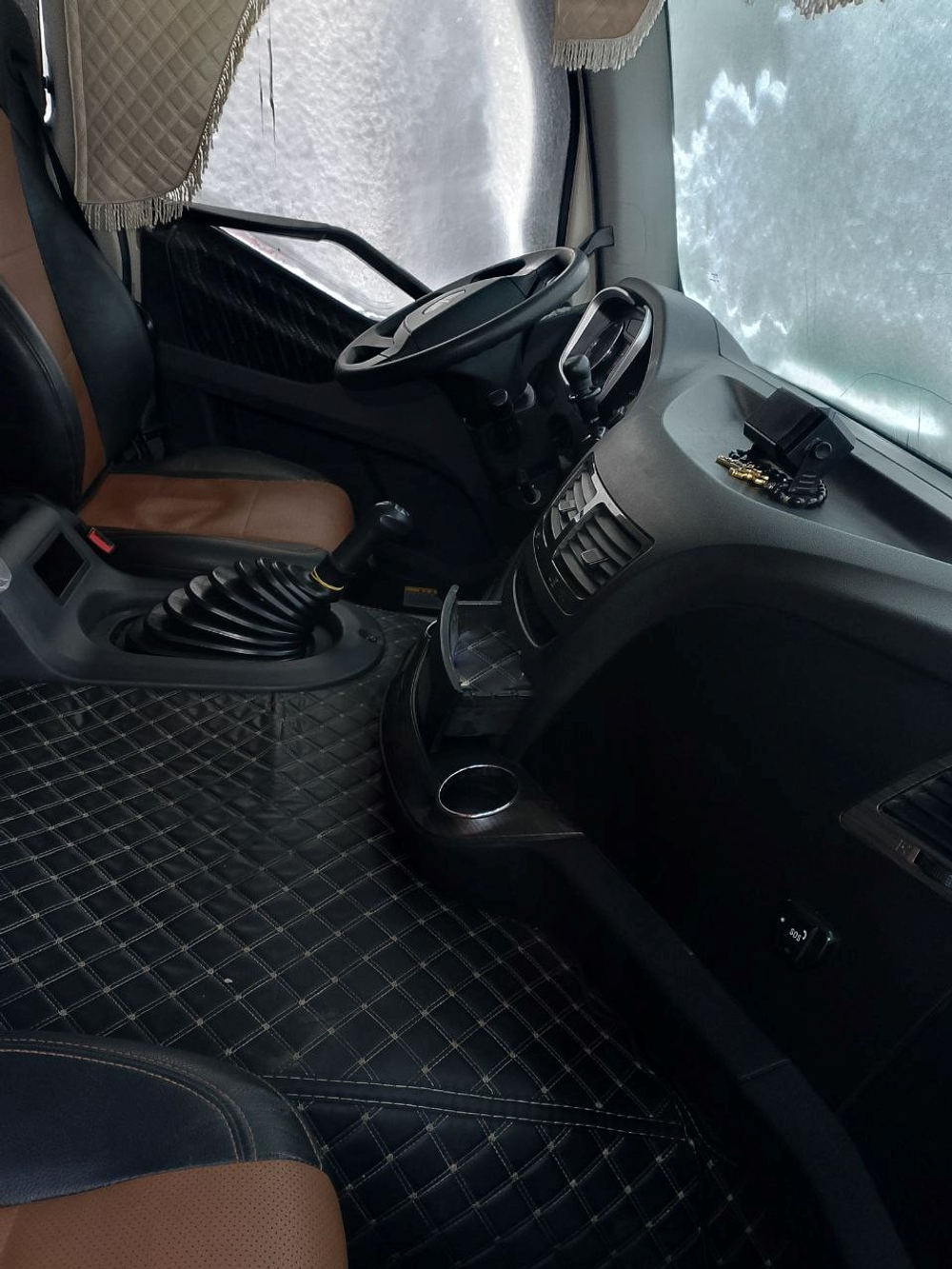 FAW J6 8x4 Самосвал CA3310P66K24T4E5 (Дизельный, 11,1 л, 420 л.с., МТ)