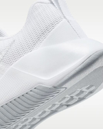 Nike MC Trainer 3 Женские кроссовки для тренировок - NIKE