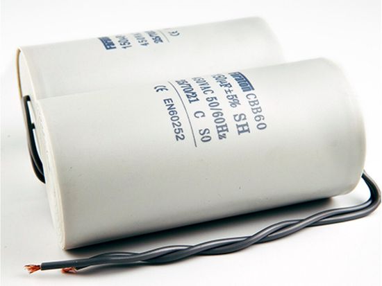 Пусковой конденсатор 150мкФ 450в гибкие выводы / CBB60 / FARATON