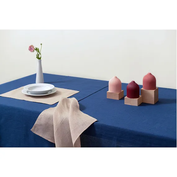 Свеча декоративная бордового цвета Edge 10,5 см