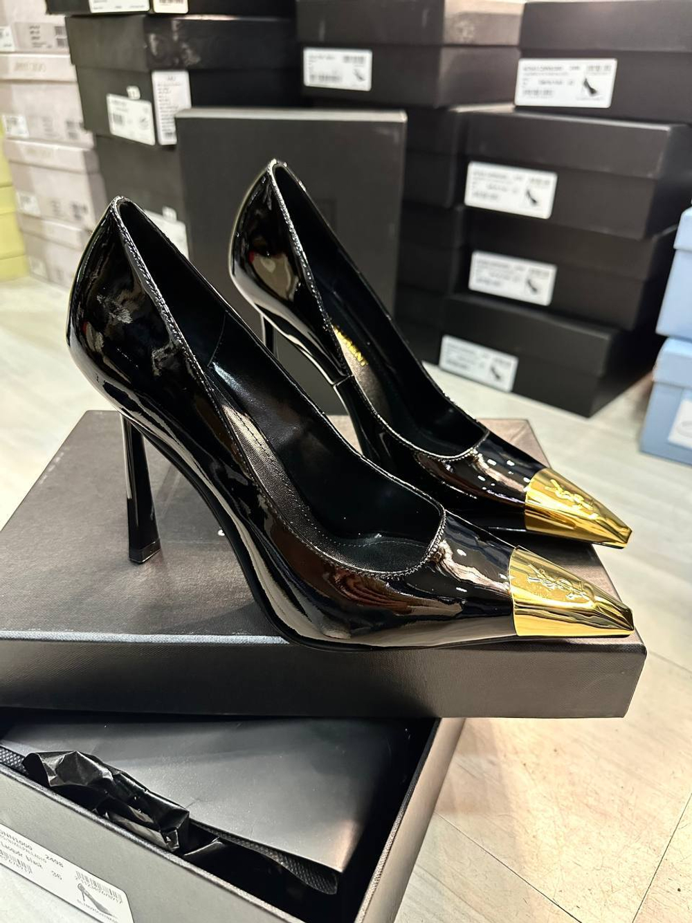 Туфли Yves Saint Laurent
