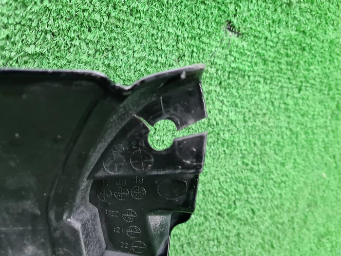 Накладка бампера Mitsubishi Outlander 3 (18-нв)