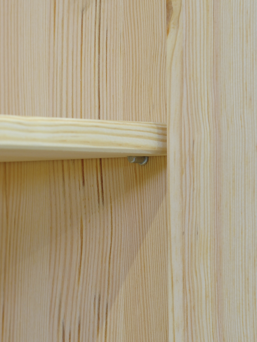 Шкаф витрина 113х32х186 Бритта, эко, массив сосны (без химической обработки), 3 двери, натуральный цвет, Dipriz