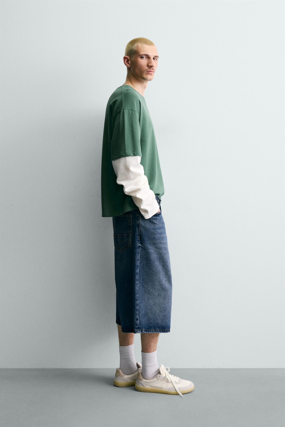 ZARA ТОЛСТОВКА С ИМИТАЦИЕЙ ДВОЙНЫХ РУКАВОВ, ЗЕЛЕНЫЙ