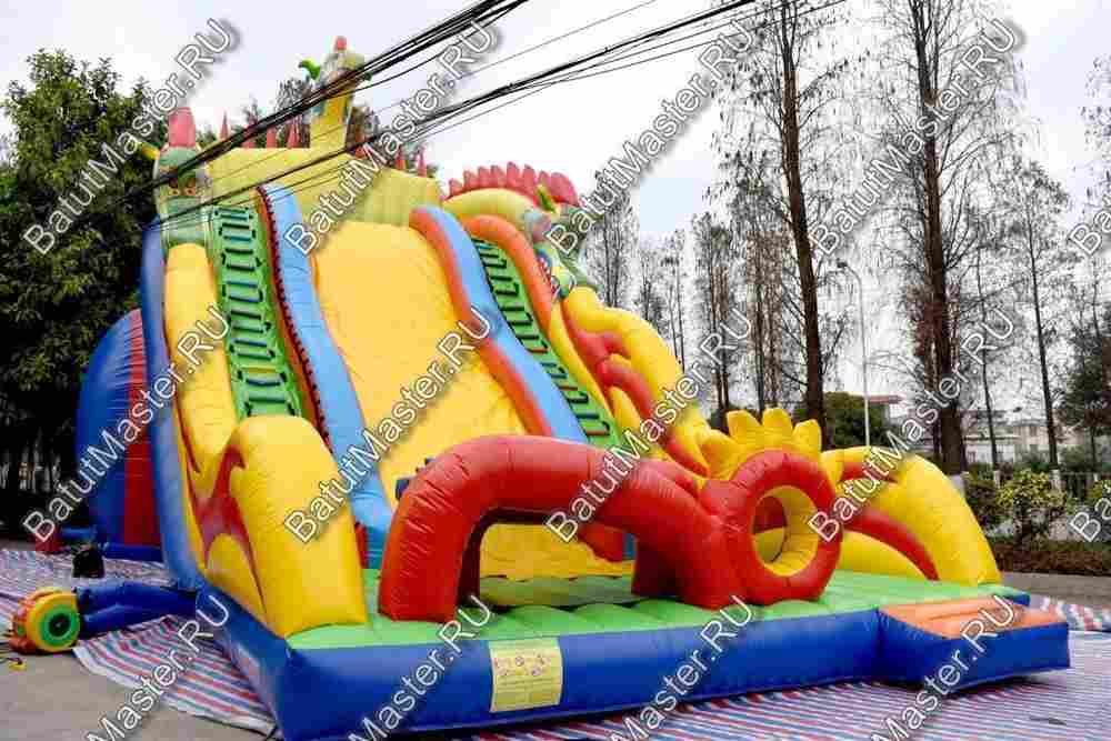 Коммерческий надувной батут "Змей Горыныч 2" 11*6*8,5 м
