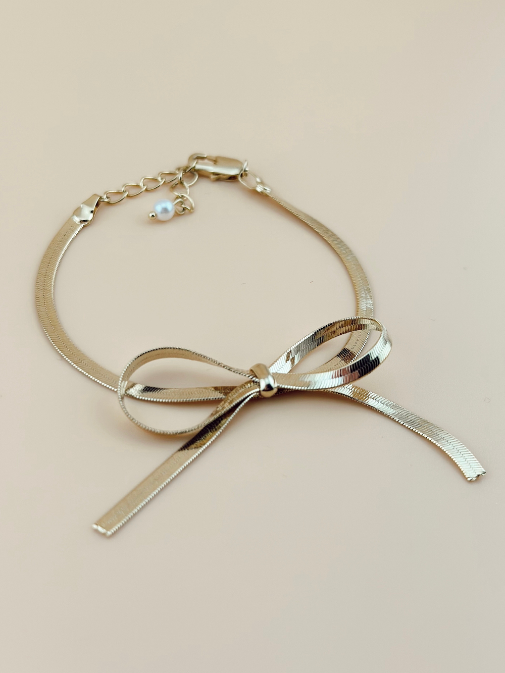 Браслет-бантик