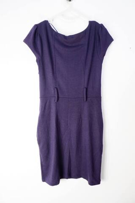 Платье H&M прямого кроя, маркировка 36, визуально на 42 размер