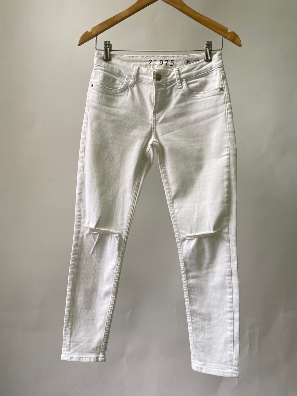 Джинсы Zara