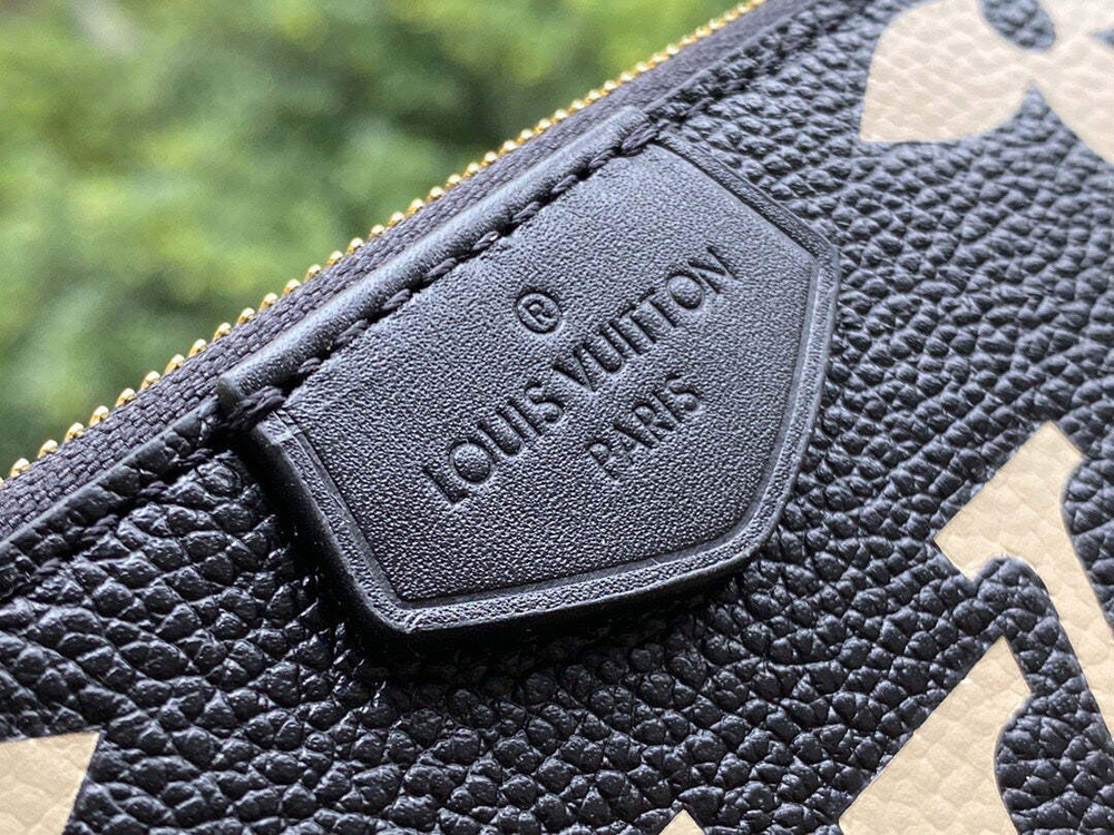Louis Vuitton Multi Pochette Accessoires
