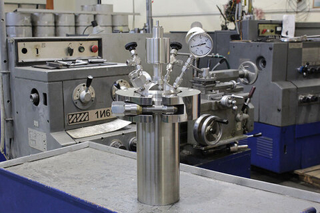 Лабораторный реактор РВД АН - 1