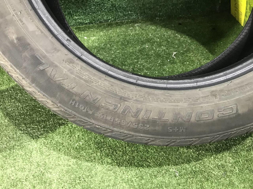 Шина Комплект шин Continental Cross Contact LX Sport 235/55 R19 101H