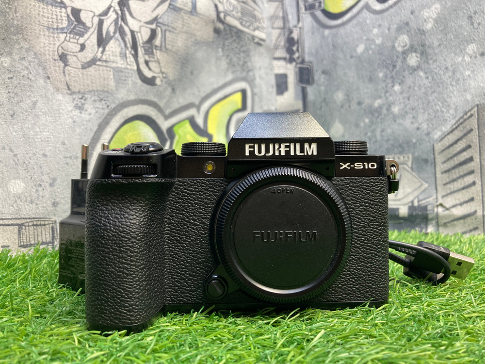 Fujifilm X-S10 (12.800 кадров) Покупка/Продажа