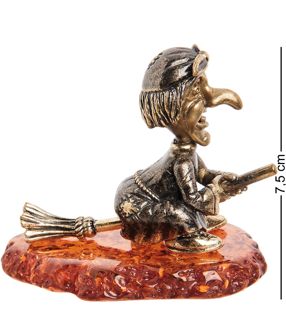 Народные промыслы AM-1911 Фигурка «Бабуся ягуся на метле» (латунь, янтарь)