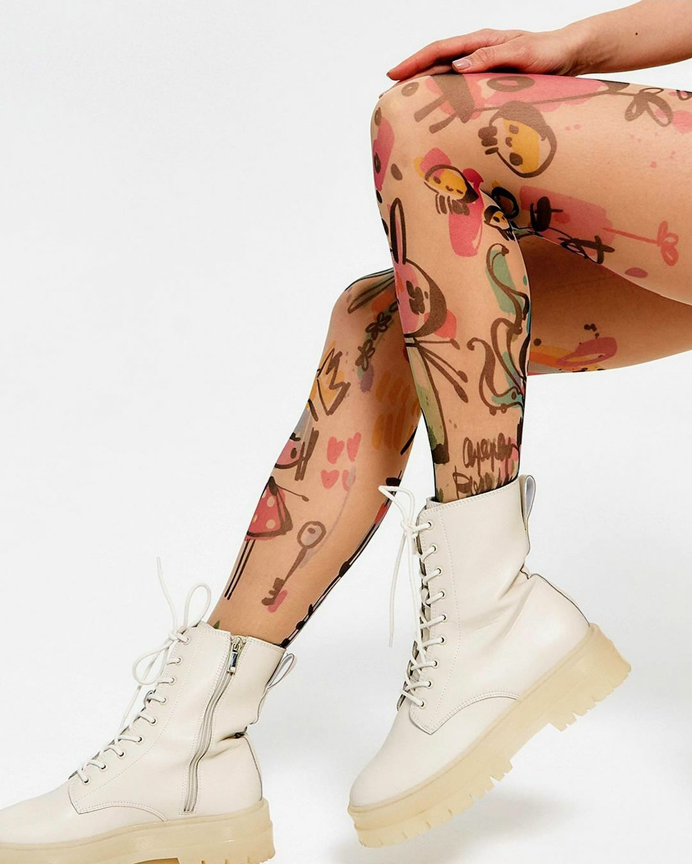 Колготки с принтом в виде детских рисунков (Размер: S-M-L) (Цвет: бежевый)