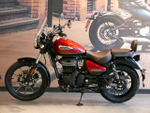 Royal Enfield Meteor 350 Supernova Red