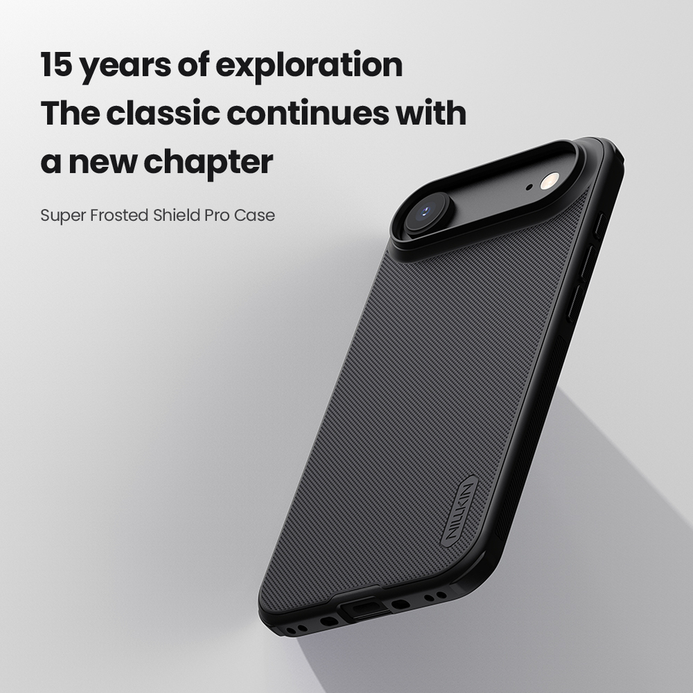 Противоударный чехол черного цвета от Nillkin для iPhone 17 Air, серия Super Frosted Shield Pro