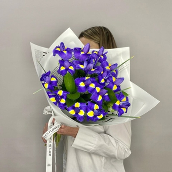 Букет из ирисов