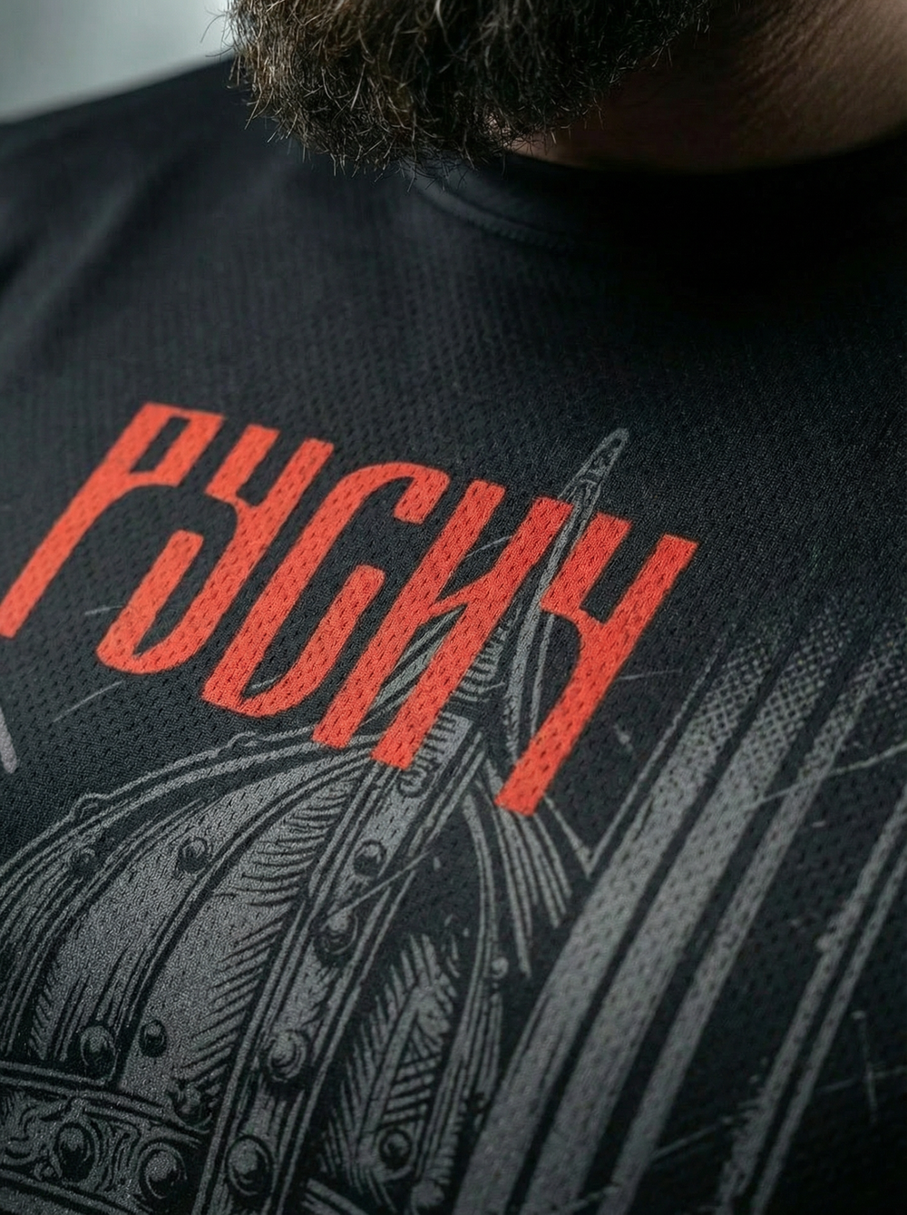 Футболка тренировочная мужская черная LEGENDA Русич красный