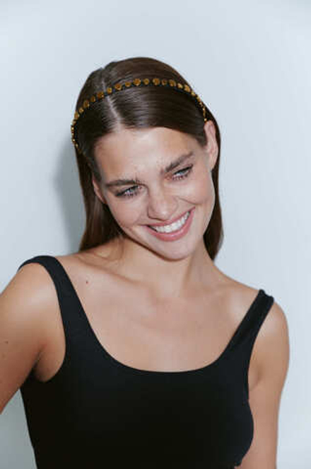 Ободок с золотыми клепками