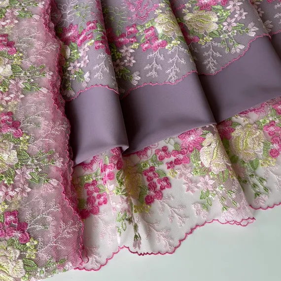 Вышивка на сетке розовая/цветочная 24 см