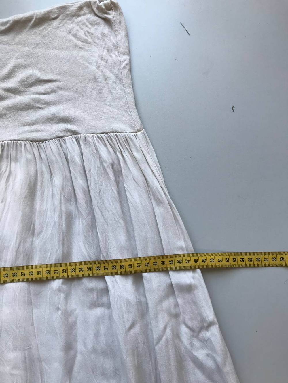 Юбка практичная и комфортная, визуально на 44 размер