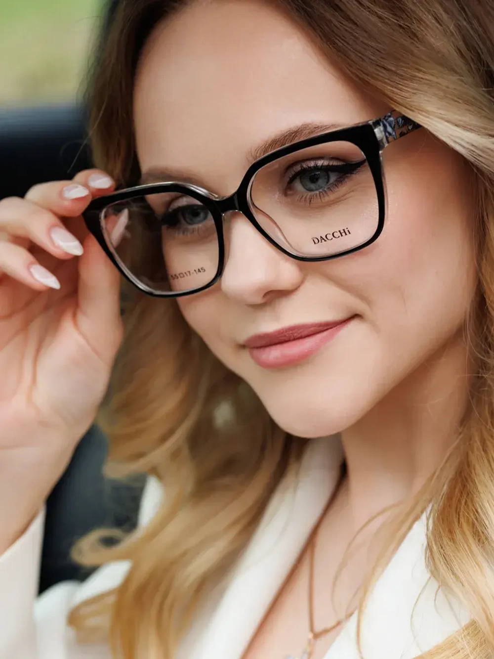 Пластиковая оправа для очков зрение