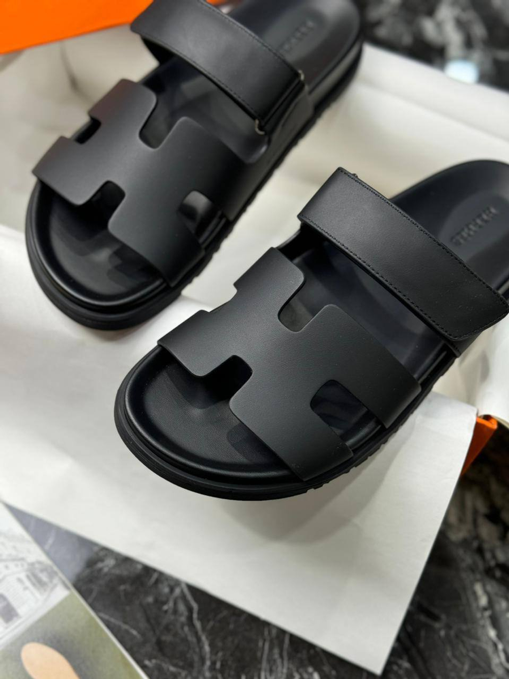 Шлёпанцы Hermes
