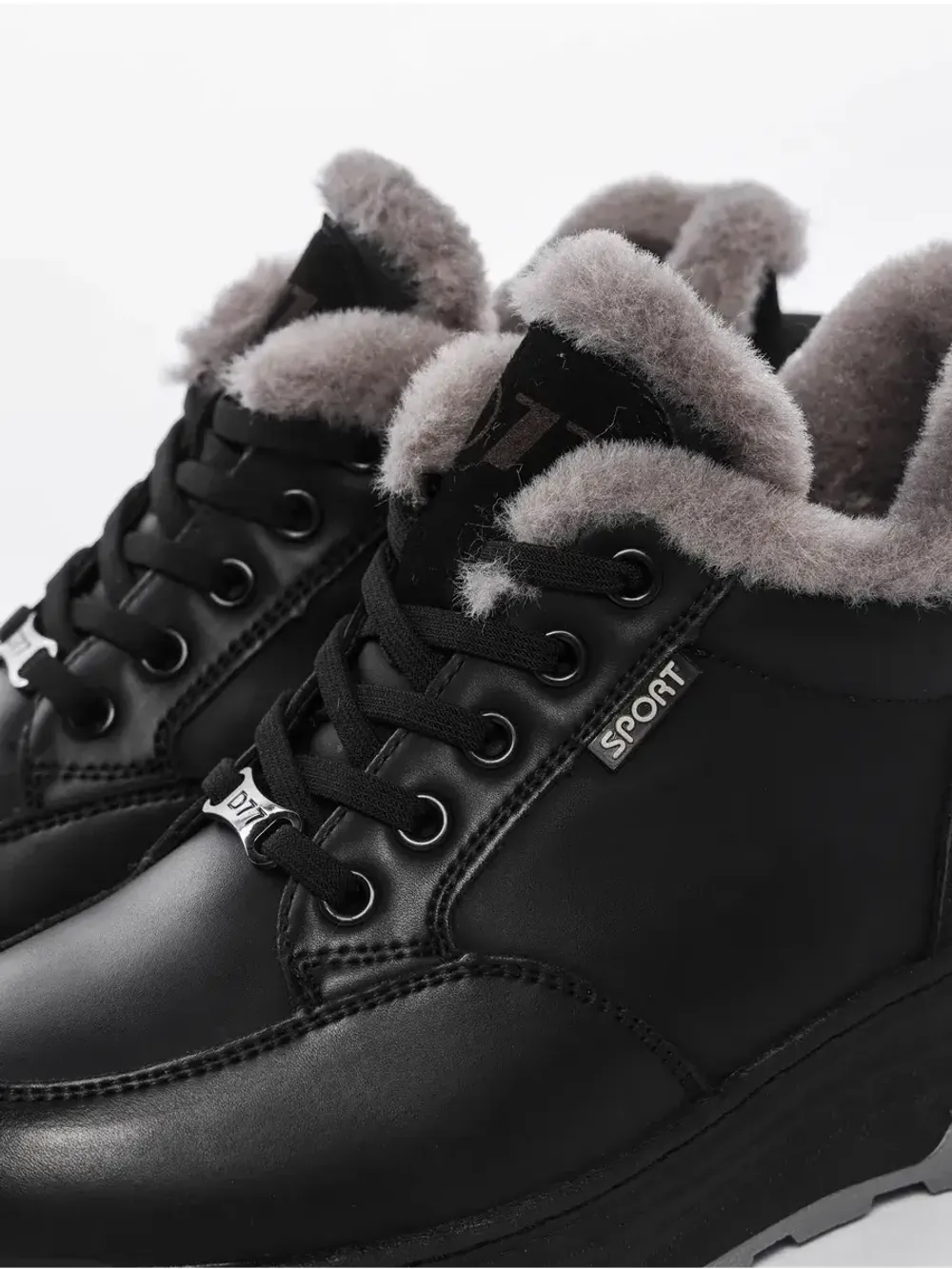 Кроссовки зимние