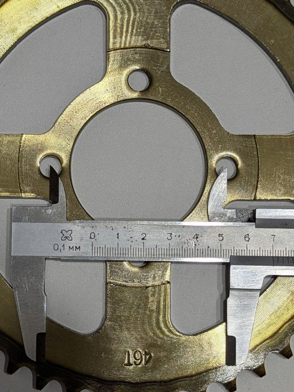 Звезда ведомая задняя 420-46T для мотоцикла, питбайка, мопеда (сталь, закаленные зубья, венец)