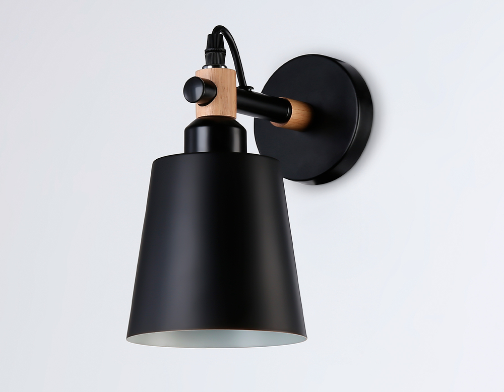 TR82213 BK/LW черный/светлое дерево E27 max 40W 230*130*190