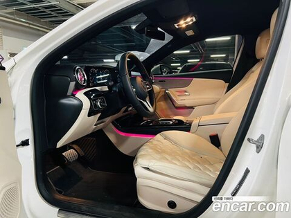 Mercedes-Benz A-Class W177 A220 Hatchback (03.2021)