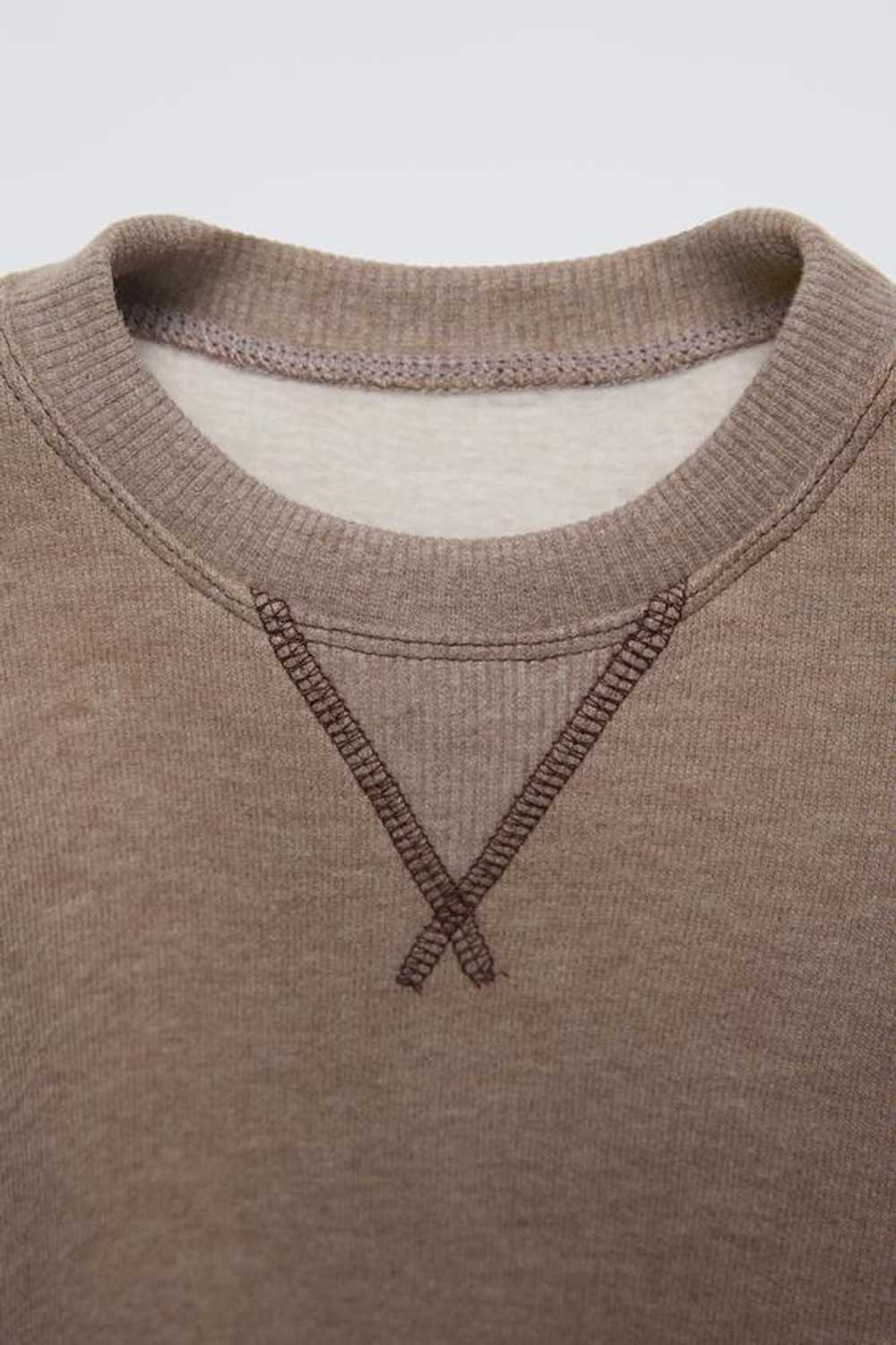 ZARA ОДНОТОННАЯ ТОЛСТОВКА, СЕРОВАТО-КОРИЧНЕВЫЙ