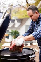 Угольный гриль Weber Summit Kamado S6 Grill Center, 61 см, чёрный
