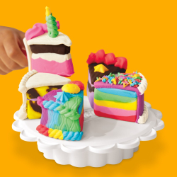 Play-Doh - CAKE BAKING Набор для выпечки торта с кухонными аксессуарами G0497