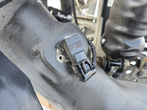 Патрубок воздушного фильтра