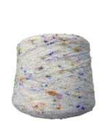 Пряжа букле на бобине 400г (Италия) 77% шерсть мериноса 8% вискоза 15 п/а 100г-450м