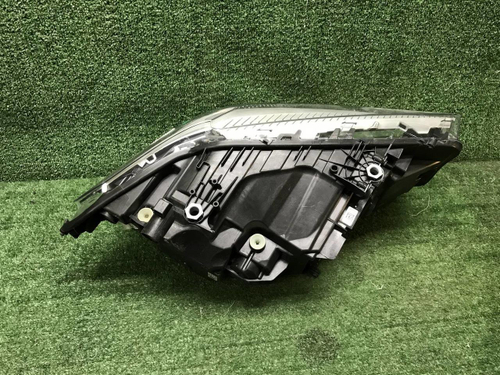 Фара левая BMW 5er G30 (2017-2020) LED